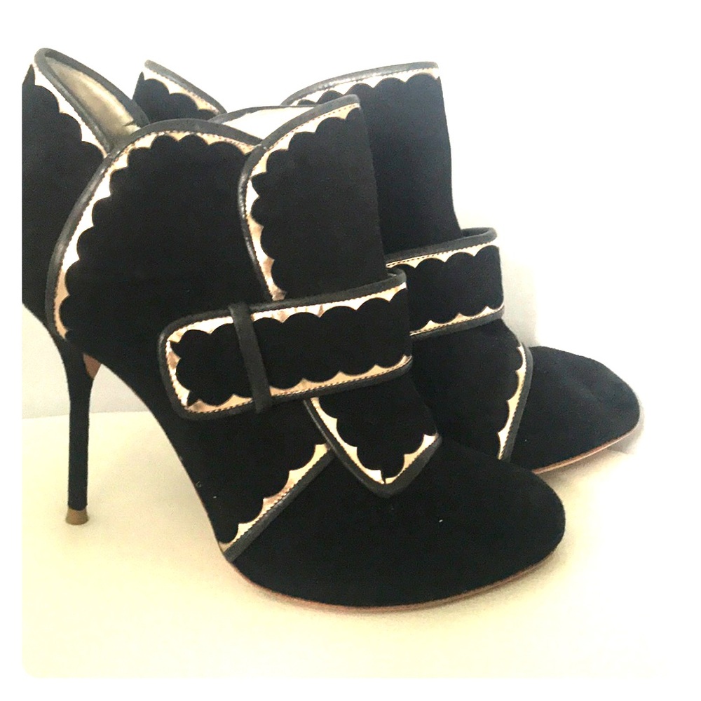 Black and Gold Sophia Webster shoes